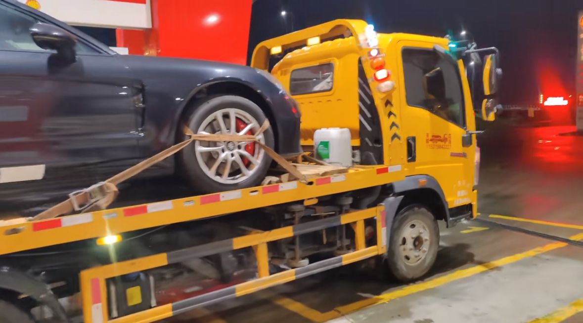 澄迈行车途中遇到突发状况该如何呼叫道路救援？